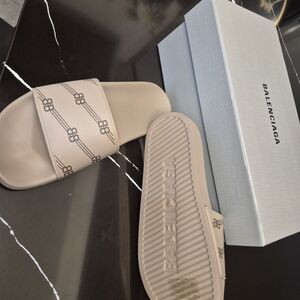 Balenciaga Beige Slides Authentic